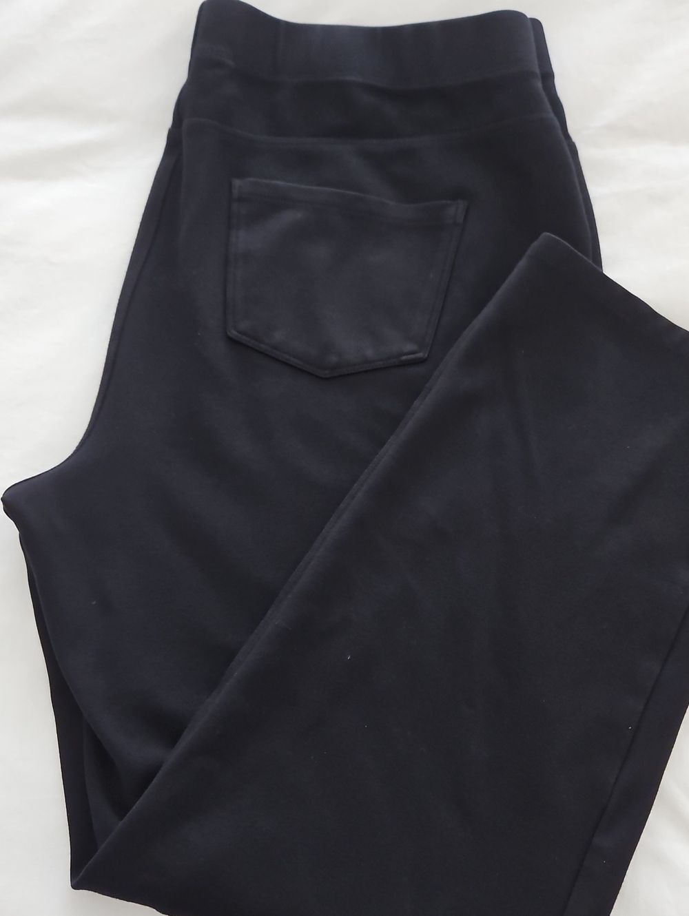 Karen Scott Knit Legging/slacks 3 for 1 = 2blk & 1 Navy
